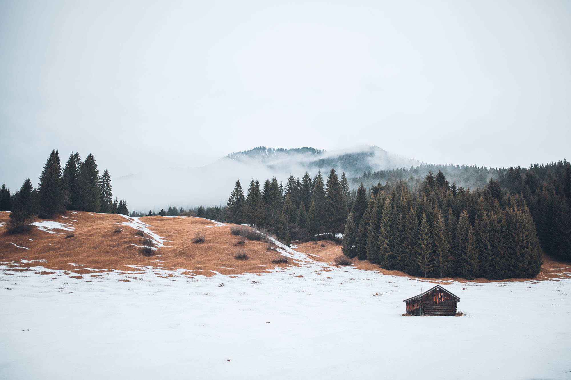 Hütte im Schnee © Alina Schessler