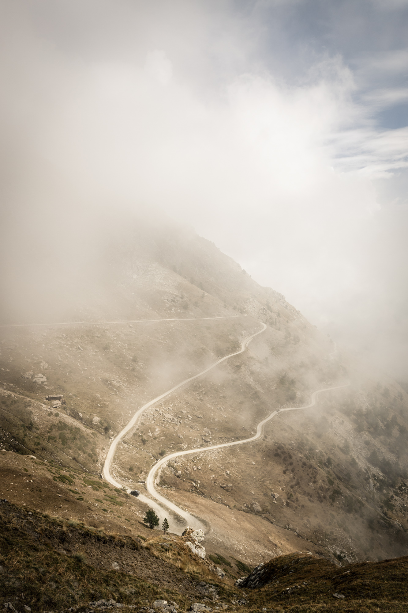 September Roadtrip durch die Alpen mit den SIGMA F2,8 Zooms © Max Draeger
