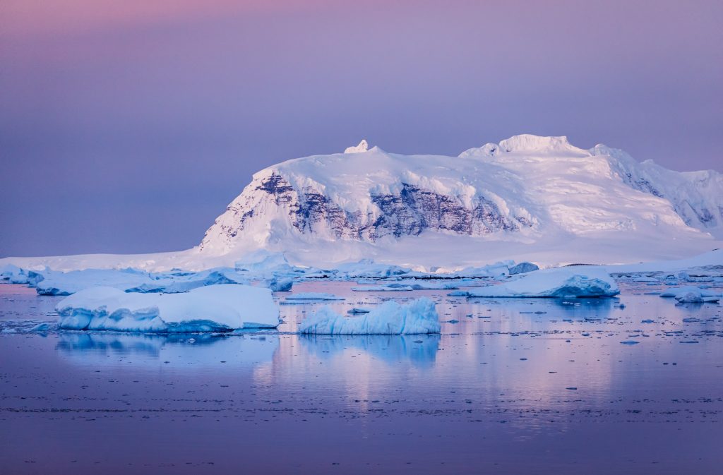 Antarkrtis - Eine Wüste aus Schnee und Eis © Maximilian Draeger