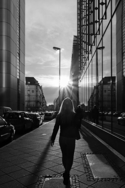 Street Photography im Ultraweitwinkelbereich © Stefan Lauterbach. 10-18mm F2.8 DC DN | Contemporary