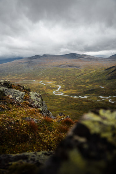 Unterwegs in der Wildnis Lapplands © Sebastian Mittermeier