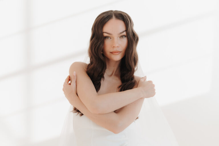 „Veiled Stories“ – Ein modernes Bridal Shoot