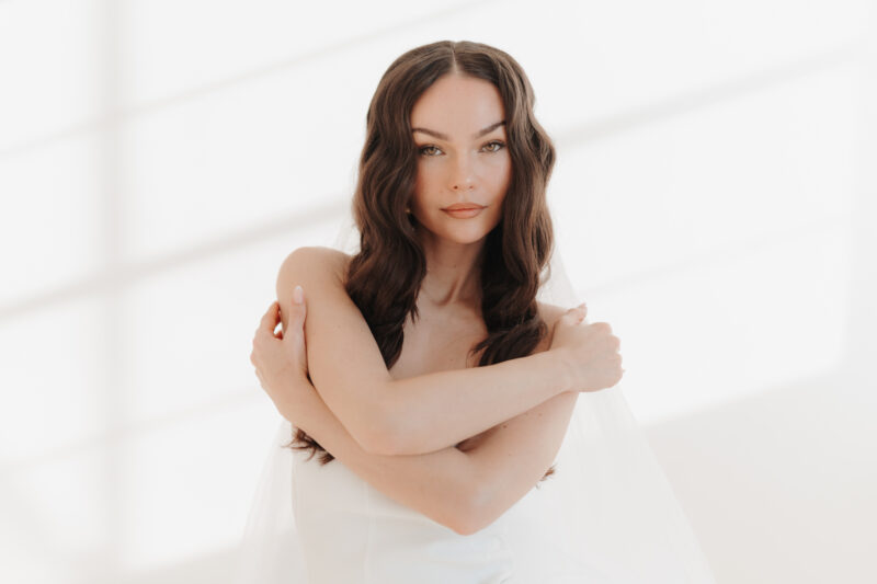 „Veiled Stories“ – Ein modernes Bridal Shoot © Elena Peters